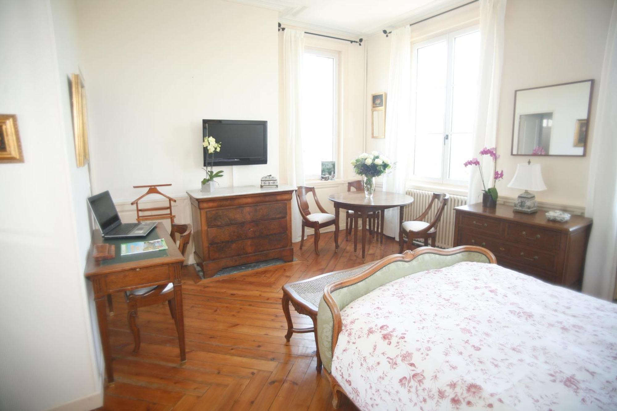 Chambres D'Hotes Autour De La Rose オンフルール エクステリア 写真
